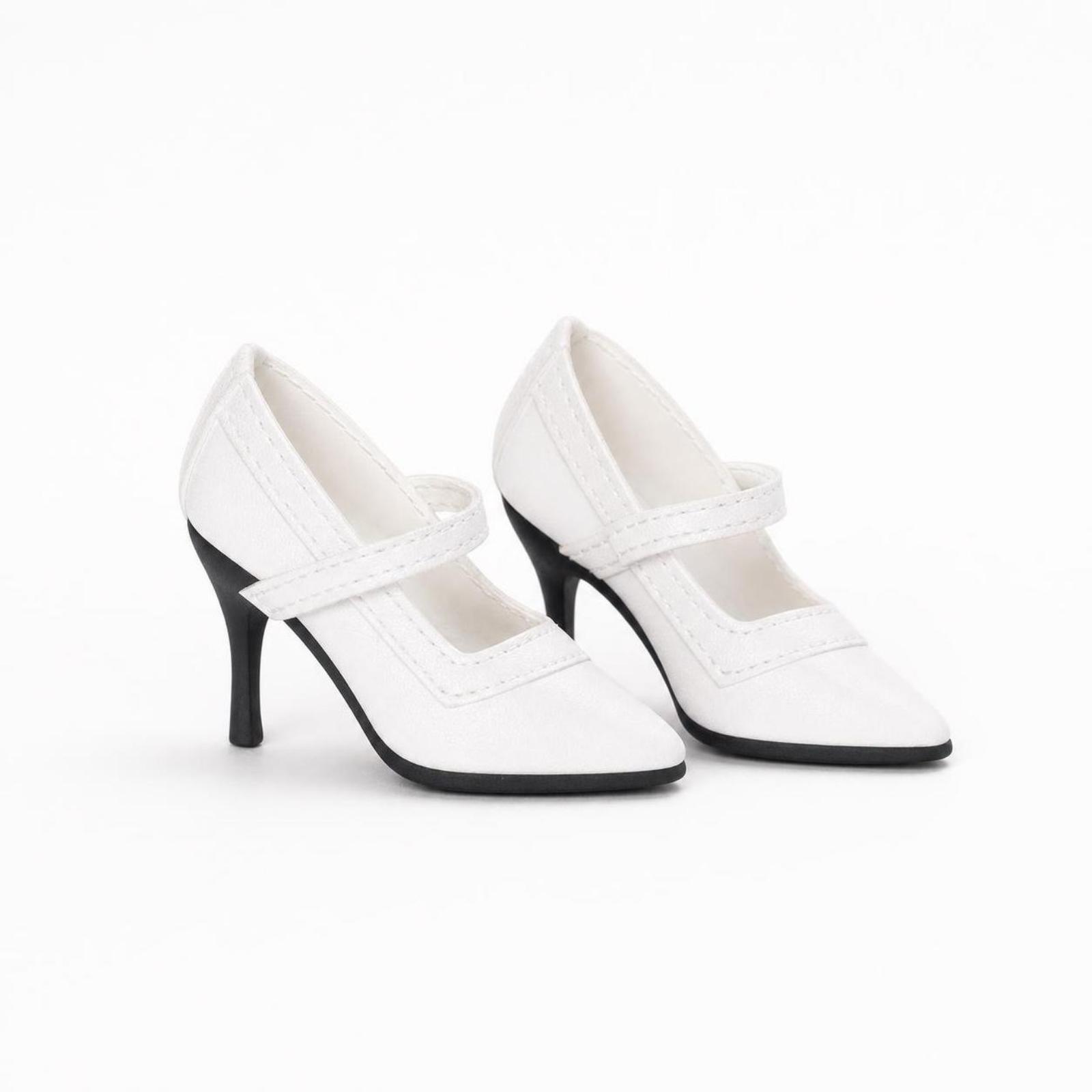 Miniatuurmodepoppenhakken met  - Court Heel Pointed recensie en prijs