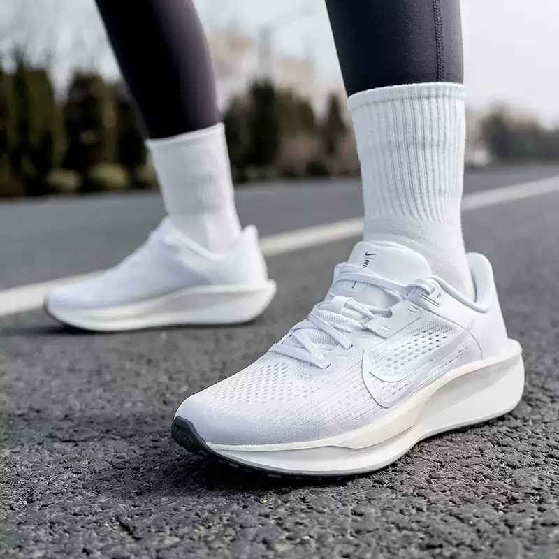 NIKE Dames QEST 6 Mesh Schoene - Women'S Shoes Nike Jordan recensie en prijs