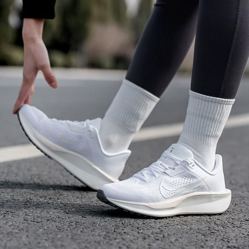 NIKE Dames QEST 6 Mesh Schoene - Women'S Shoes Nike Jordan recensie en prijs