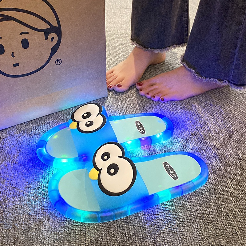 Leuke grote ogen lichtgevende  - Mule Slip On recensie en prijs